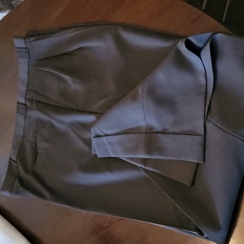 Mani dress wool pants S. 38 pleats, cuffed 29", gray blue.
